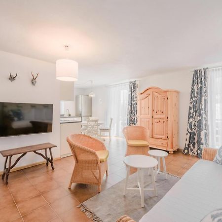 Renoviertes Apartment mit Terrasse an der Piste mit kostenlosen WiFi Karersee Exterior foto