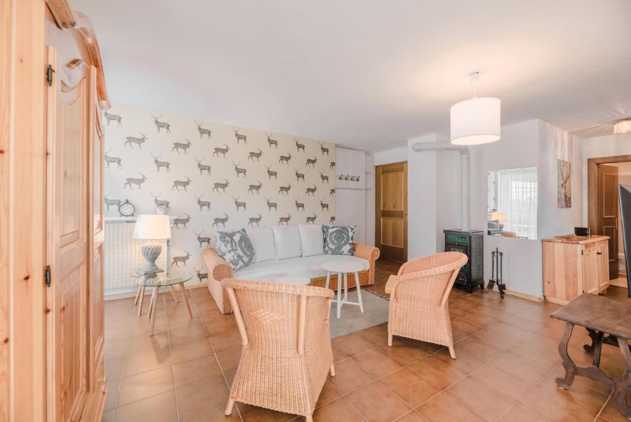Renoviertes Apartment mit Terrasse an der Piste mit kostenlosen WiFi Karersee Exterior foto